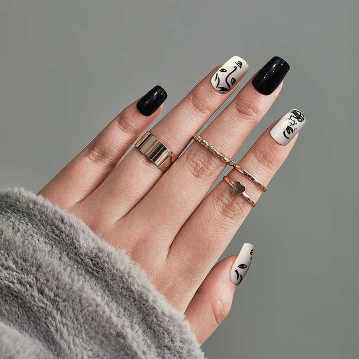 Press-On Nails Long & Luxurious